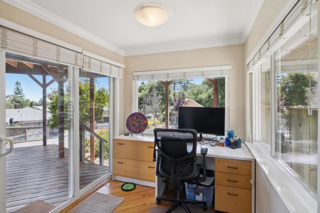Image 28 of property listing at 23500 Sunset Drive, Los Gatos, CA 95033