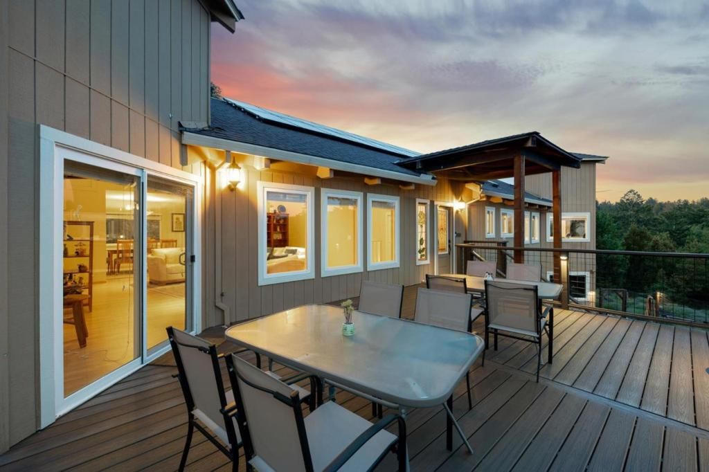 Image 38 of property listing at 23500 Sunset Drive, Los Gatos, CA 95033