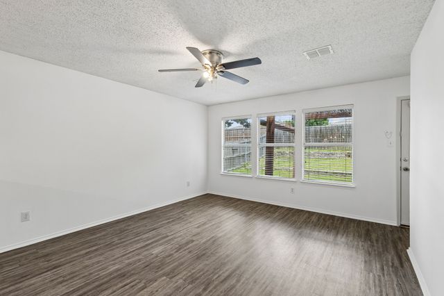 1109 Post Oak Trail, Anna, TX 75409