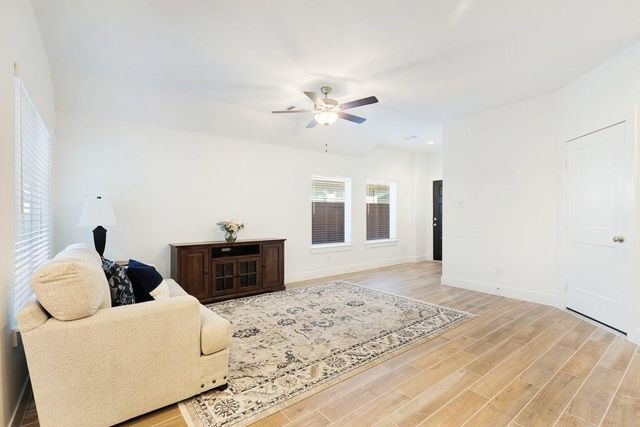 10122 Crescendo Way, Rosharon, TX 77583