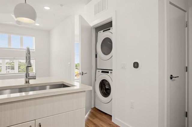 6324 N Lamar BLVD 303, Austin, TX 78752