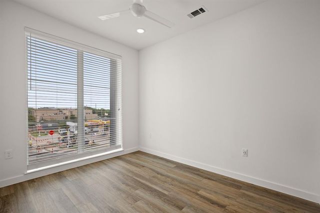 6324 N Lamar BLVD 303, Austin, TX 78752