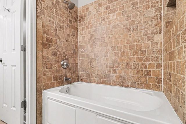 1202 Pine Heights NE Drive, Atlanta, GA 30324