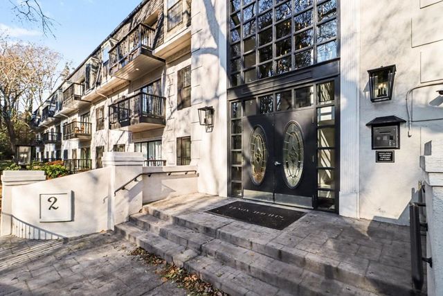 1202 Pine Heights NE Drive, Atlanta, GA 30324