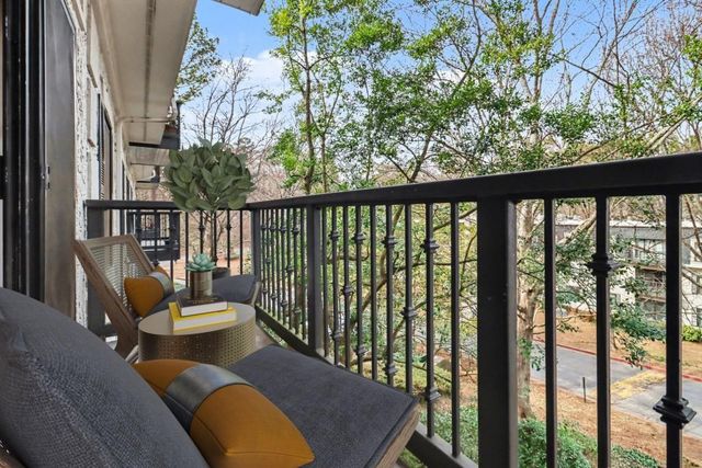 1202 Pine Heights NE Drive, Atlanta, GA 30324