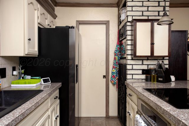 7032 WESTBURY Drive, Amarillo, TX 79109