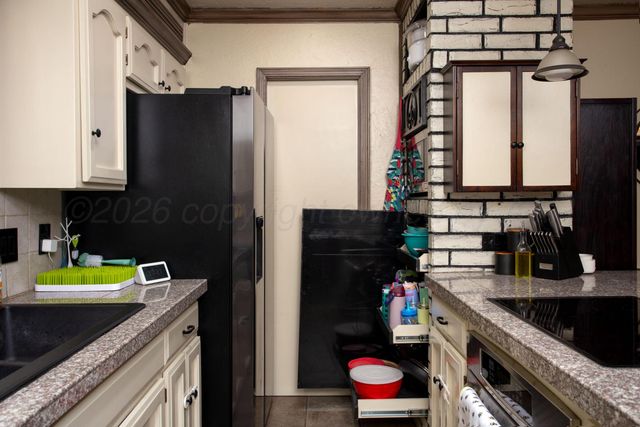 7032 WESTBURY Drive, Amarillo, TX 79109