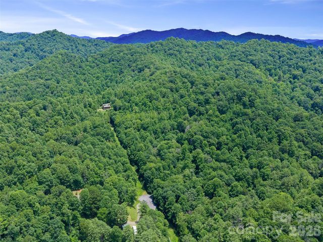 000 Hamlet Drive 1, Burnsville, NC 28714