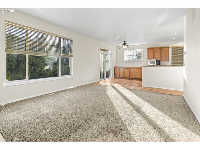 490 Ne 64TH Way, Hillsboro, OR 97124
