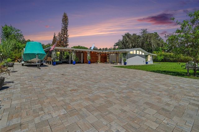 2207 POINSETTIA DRIVE, Deland, FL 32724