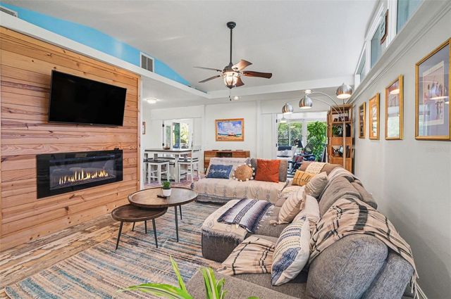 2207 POINSETTIA DRIVE, Deland, FL 32724