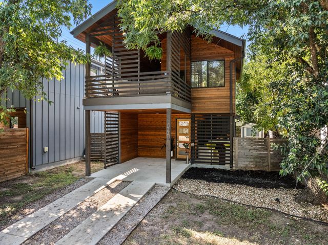 1001 Juanita ST, Austin, TX 78704