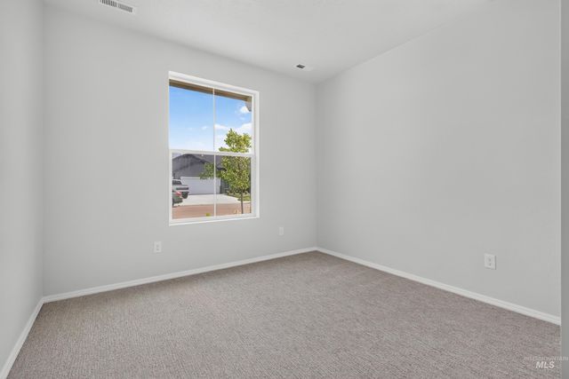 5015 Endicott Dr, Caldwell, ID 83605