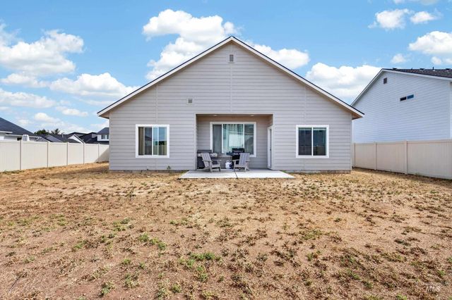 5015 Endicott Dr, Caldwell, ID 83605