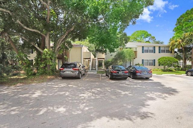 134 SYCAMORE LANE F, Oldsmar, FL 34677