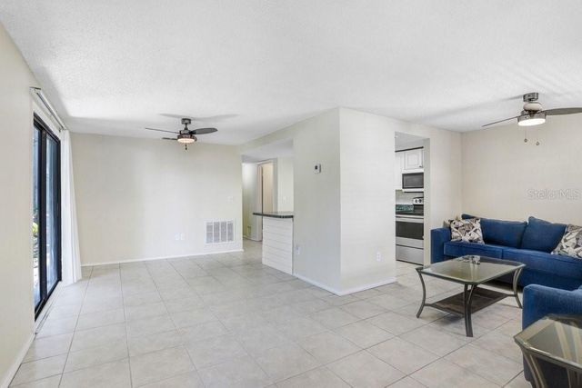 134 SYCAMORE LANE F, Oldsmar, FL 34677