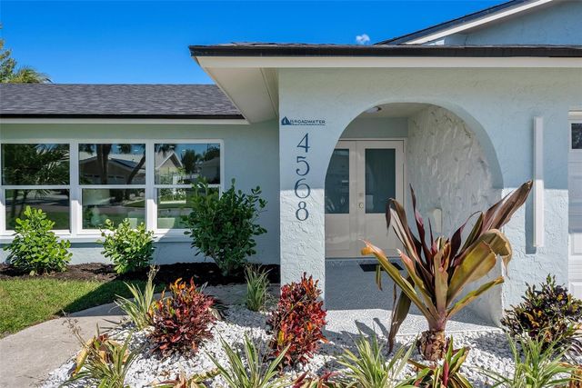 4568 40TH STREET S, St Petersburg, FL 33711