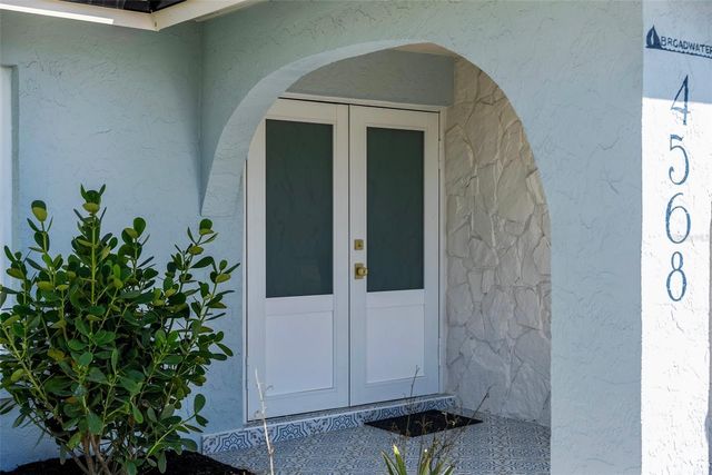 4568 40TH STREET S, St Petersburg, FL 33711