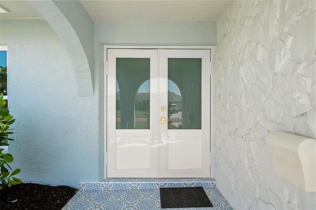 4568 40TH STREET S, St Petersburg, FL 33711