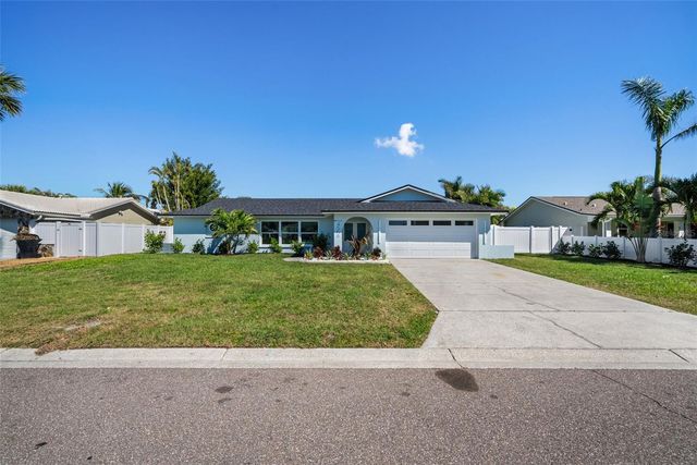 4568 40TH STREET S, St Petersburg, FL 33711