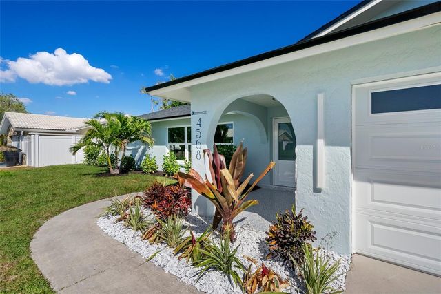 4568 40TH STREET S, St Petersburg, FL 33711