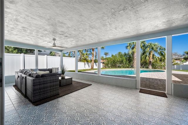 4568 40TH STREET S, St Petersburg, FL 33711