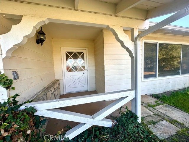 215 Hilltop, Paso Robles, CA 93446