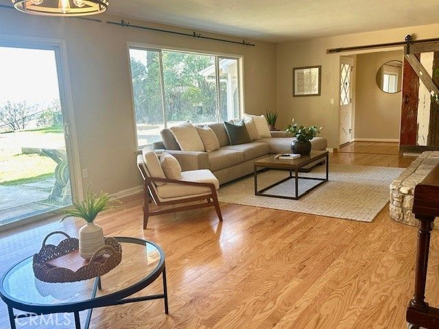 215 Hilltop, Paso Robles, CA 93446