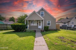 1536 Reswick Drive, Oregon, OH 43616