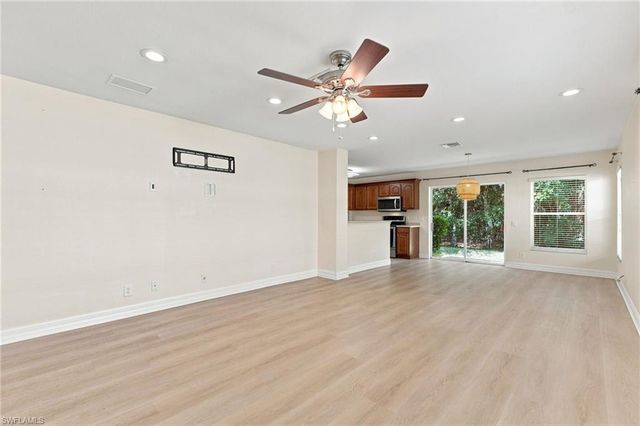 6350 Brant Bay BLVD 104, North Fort Myers, FL 33917