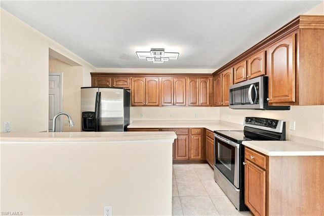 6350 Brant Bay BLVD 104, North Fort Myers, FL 33917