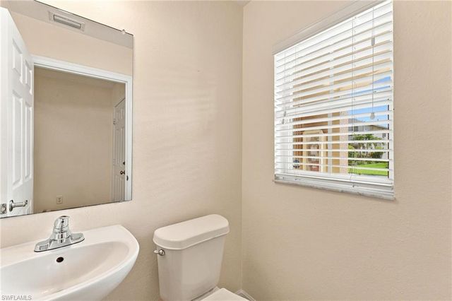 6350 Brant Bay BLVD 104, North Fort Myers, FL 33917