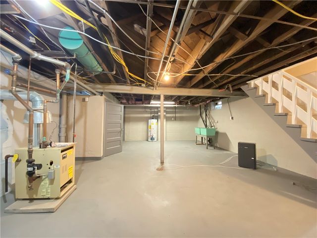 2130 Pauline Ave, Beechview, PA 15216