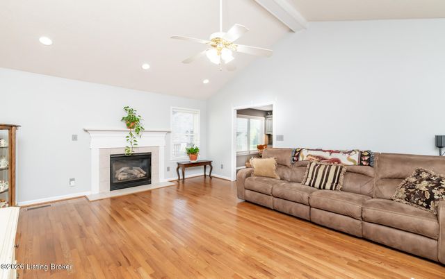 10720 Bardstown Woods Blvd, Louisville, KY 40291