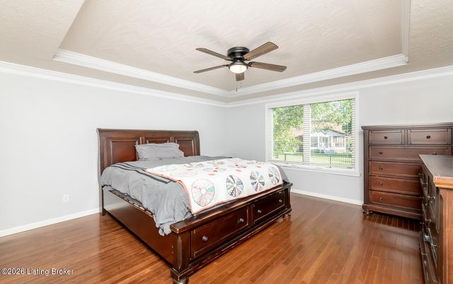 10720 Bardstown Woods Blvd, Louisville, KY 40291