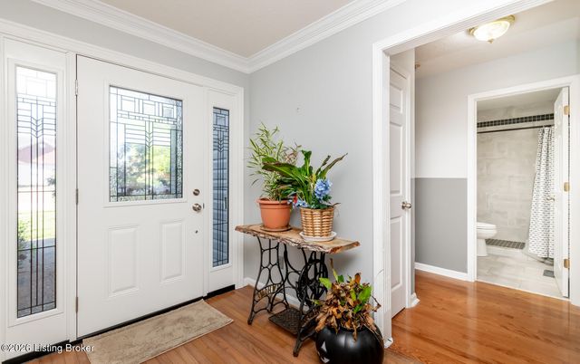 10720 Bardstown Woods Blvd, Louisville, KY 40291