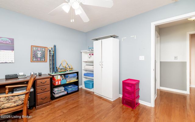 10720 Bardstown Woods Blvd, Louisville, KY 40291