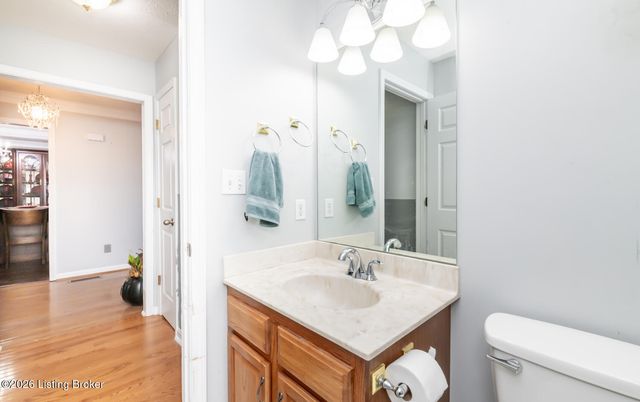 10720 Bardstown Woods Blvd, Louisville, KY 40291