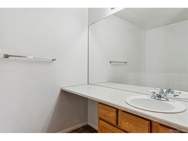 9653 W Chatfield Ave E, Littleton, CO 80128