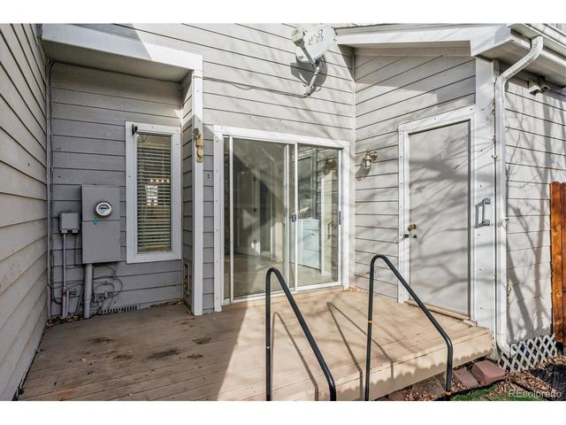 9653 W Chatfield Ave E, Littleton, CO 80128