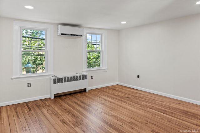 51 Spring Street B, Oyster Bay, NY 11771