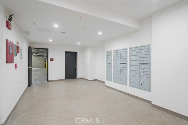 8750 Sepulveda Boulevard 410, North Hills (los Angeles), CA 91343