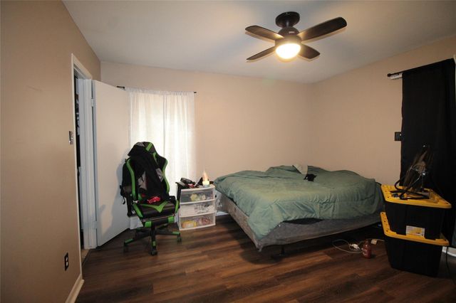 10912 Gulf Freeway 22, Houston, TX 77034