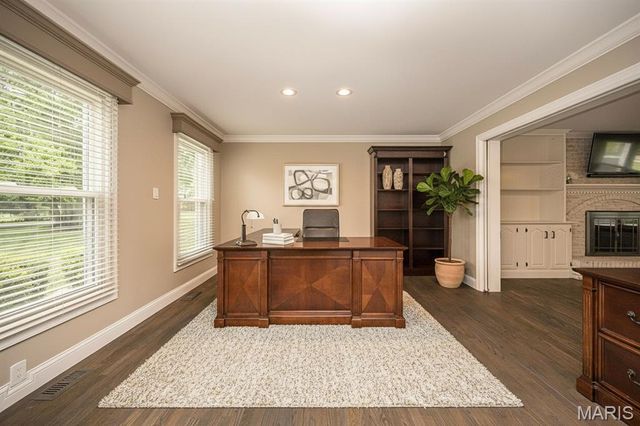 308 Willowpointe Drive, St Charles, MO 63304