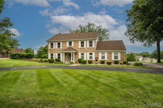 308 Willowpointe Drive, St Charles, MO 63304