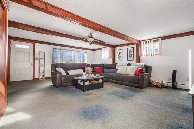 96 Star St, Fall River, MA 02724