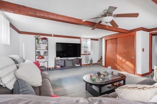 96 Star St, Fall River, MA 02724