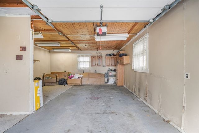 96 Star St, Fall River, MA 02724