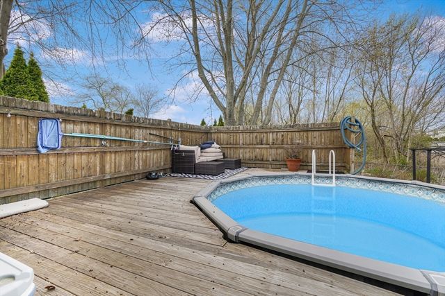 96 Star St, Fall River, MA 02724