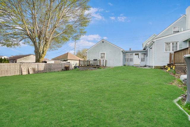 96 Star St, Fall River, MA 02724